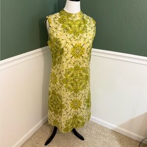 Vintage Choisy Thailand Green Mod Floral Brocade Sleeveless Shift Dress Size 14
